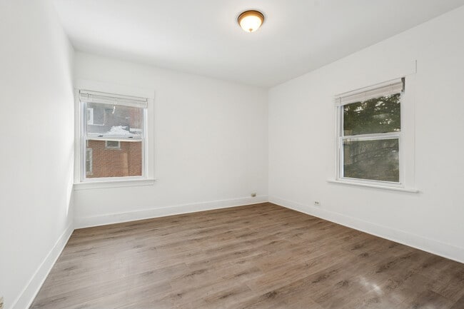 Building Photo - 2639 Prairie Ave