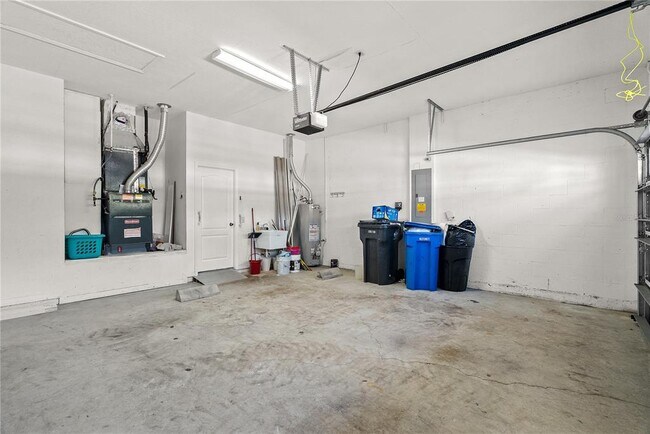 Building Photo - 4830 Sky Blue Dr