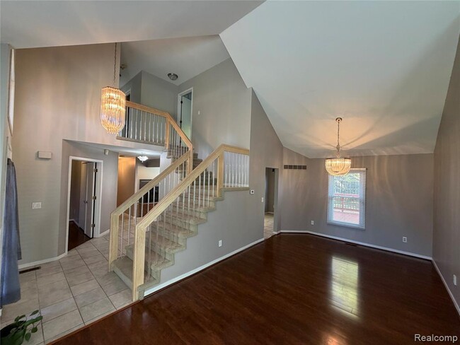 Building Photo - 39588 Squire Rd