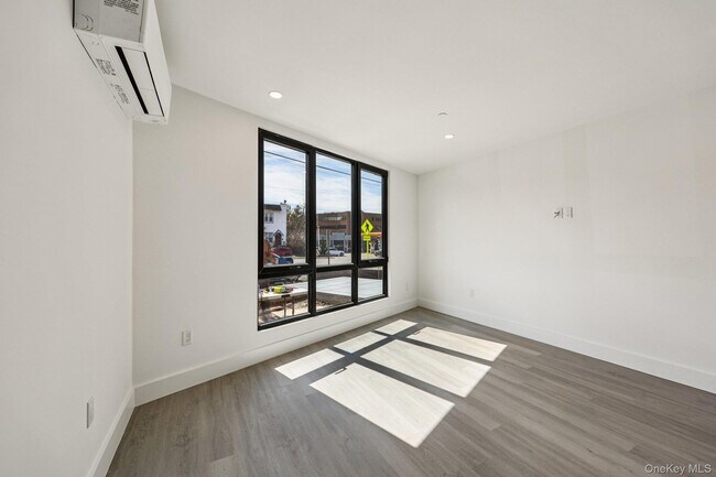 Building Photo - 325 Manville Rd