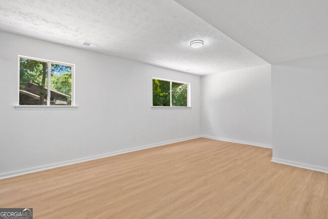 Building Photo - 4050 Daron Ct