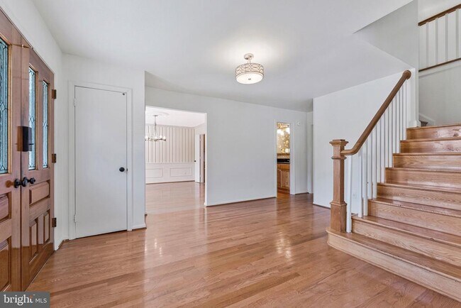 Building Photo - 7730 Falstaff Rd