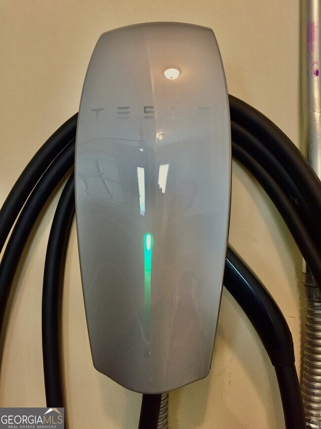 Building Photo - 1150 Lavista Rd