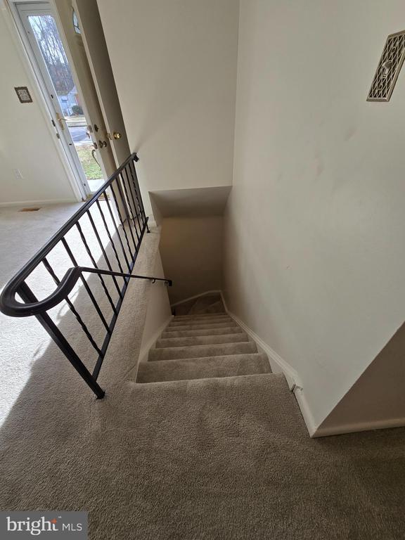 Building Photo - 10206 Farrar Ave