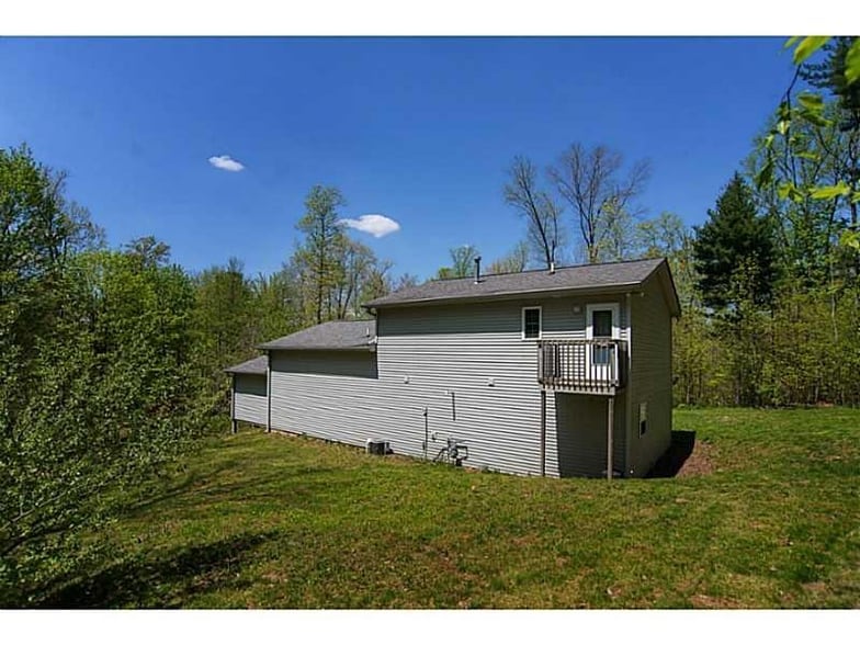 Building Photo - 3280 Lincoln Hill Rd