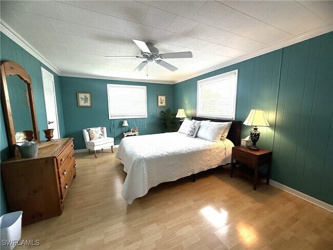 Building Photo - 455 Jacaramba Ct
