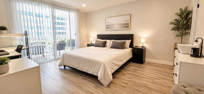 Building Photo - 1801 S Ocean Dr
