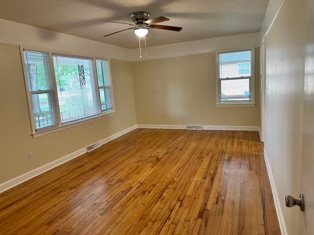 Building Photo - 412 E Horah St