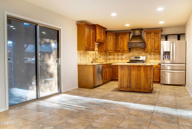 Building Photo - 42275 W Calle St