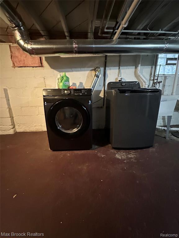 Building Photo - 264 E Breckenridge St