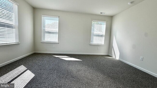 Building Photo - 78 Tansboro Rd