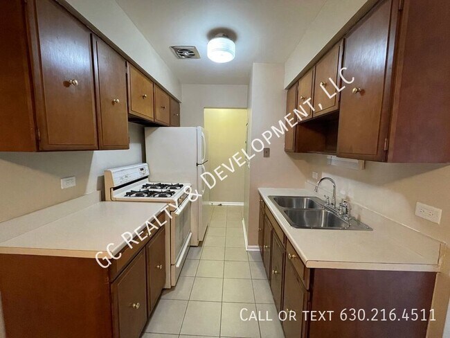 Building Photo - ***HEART OF EDGEWOOD / 1 BDRM - 1 BTH /  H...