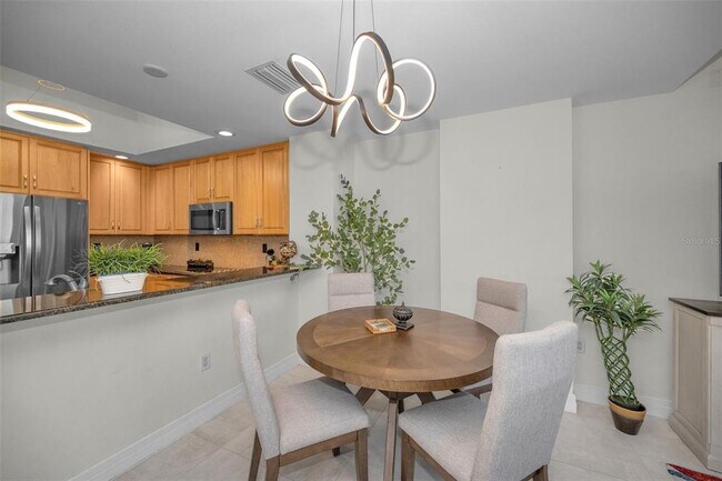 Building Photo - 331 Cleveland St