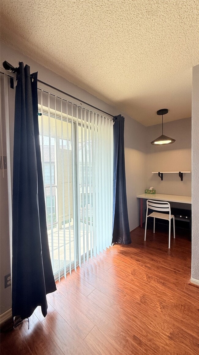Building Photo - 2120 El Paseo St