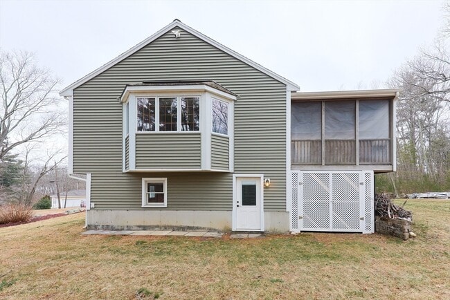 Building Photo - 68 Greene St