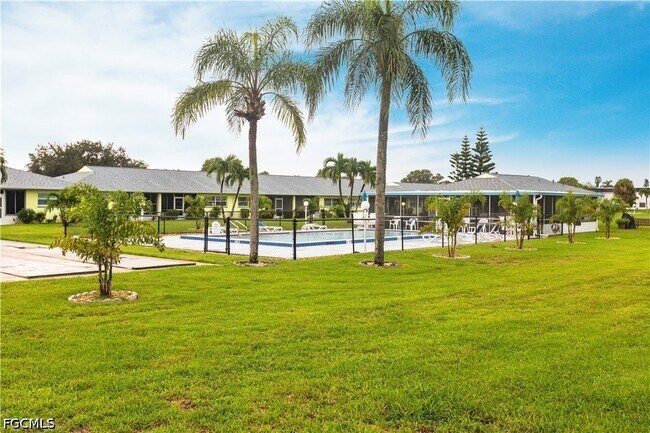 Building Photo - 6775 Lake McGregor Cir