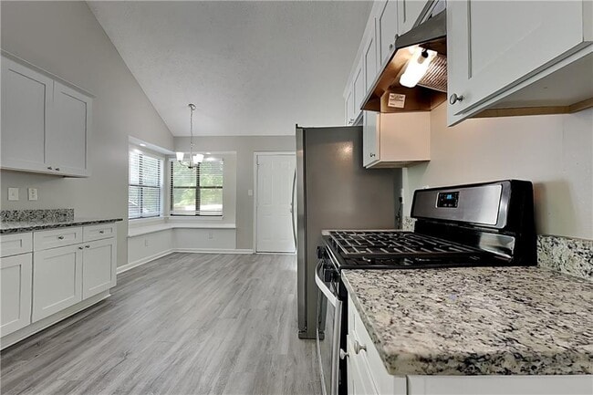 Building Photo - 548 Julius Dr