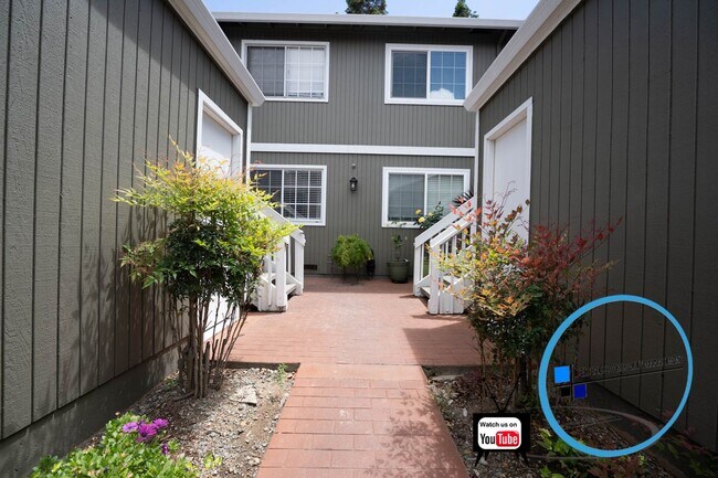 Building Photo - Benicia! Large remodeled 2bedroom condo
