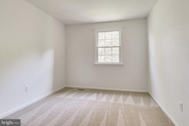 Building Photo - 9911 Whitewater Dr