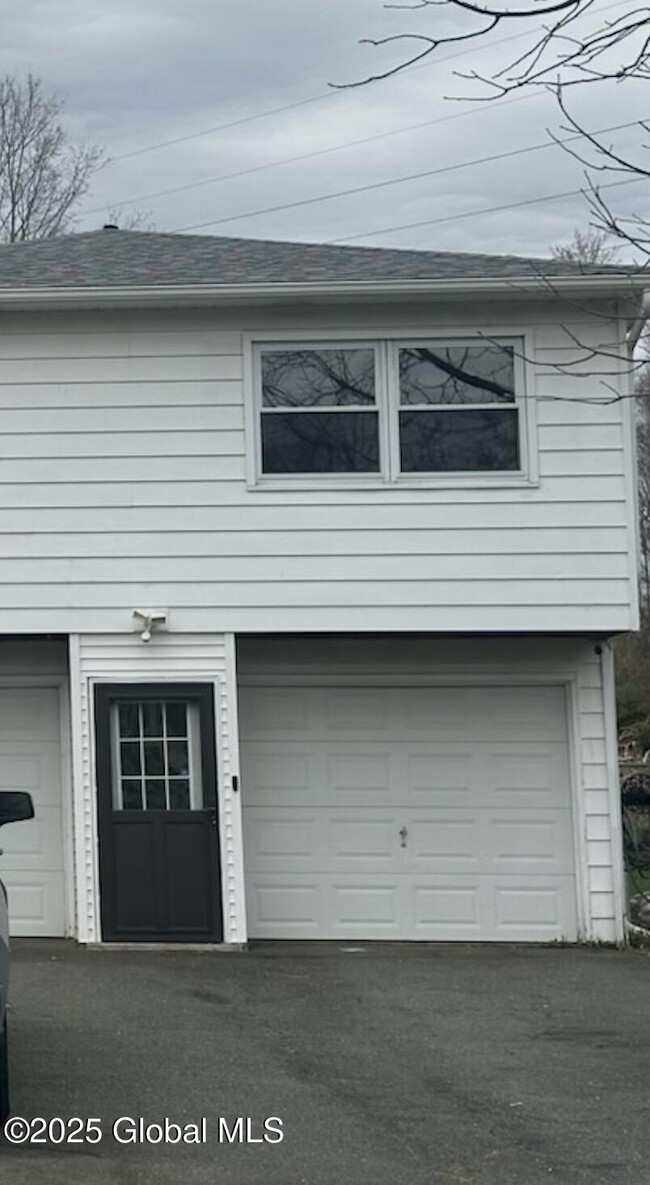 Primary Photo - 22 Edwards Rd