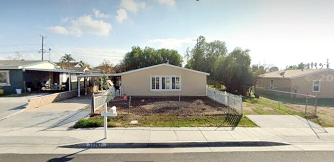 Primary Photo - 22367 Farragut Ave