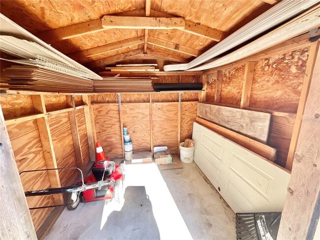 Building Photo - 3127 Corona Dr