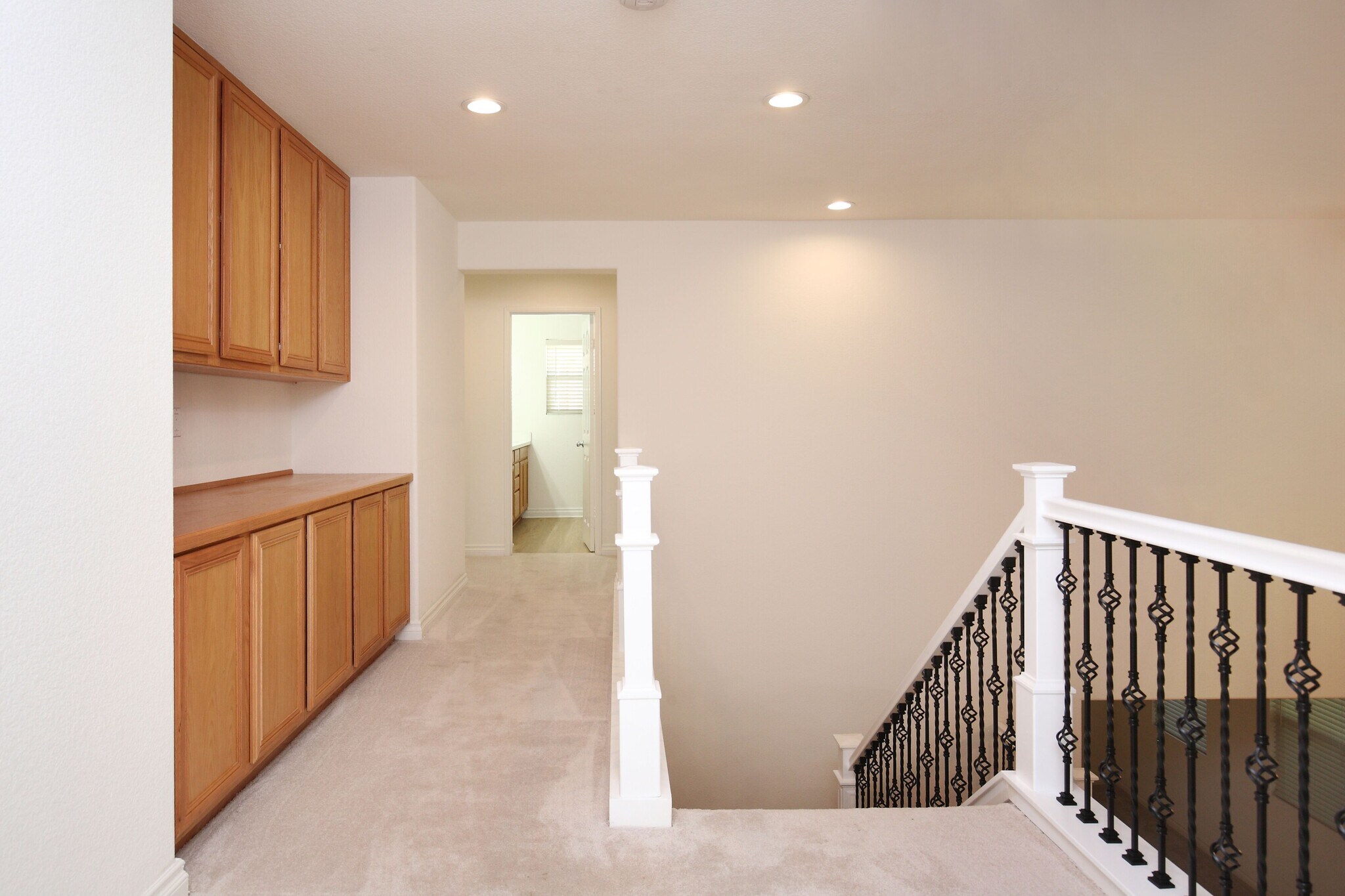 Building Photo - 24318 Via La Casa