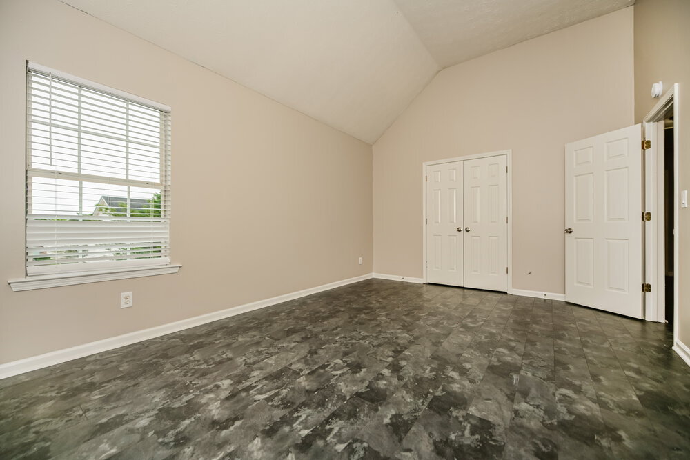 Building Photo - 20 Hazelhurst Dr