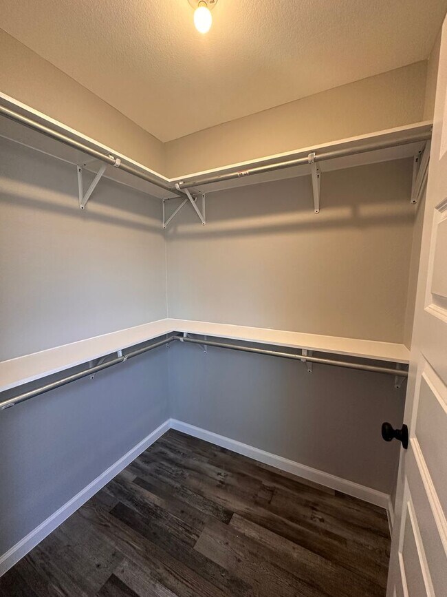 Building Photo - 3 Bed 2 Bath New Construction Brick Home