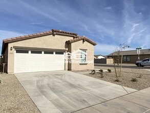 Building Photo - 4bed 2bath NEW build - Great layout w/ Gor...
