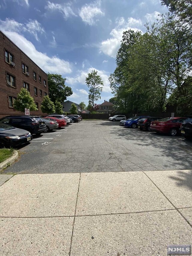 Building Photo - 1 Murray Hill Terrace