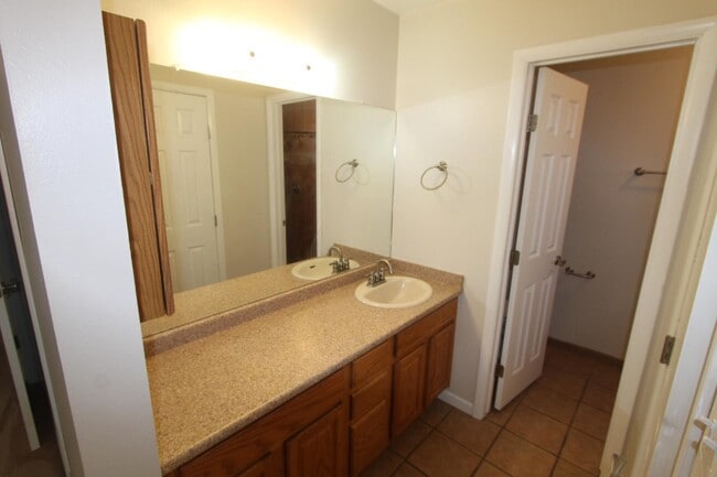 Building Photo - 7721 White St NE