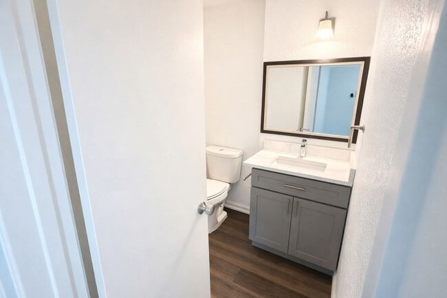 Building Photo - Stylish 2-Bedroom Townhome with Terrace & Resort-Style Amenities in Grand Prairie