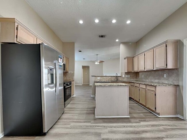 Building Photo - 2737 Preston Creek