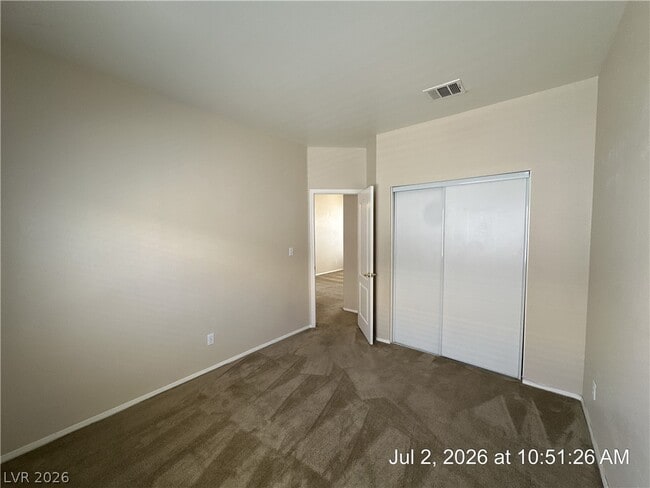 Building Photo - 122 McLaren St