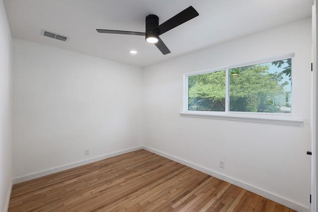 Building Photo - 5005 Avenue F