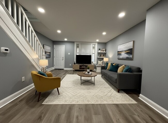 Primary Photo - 1010 S Ithan St