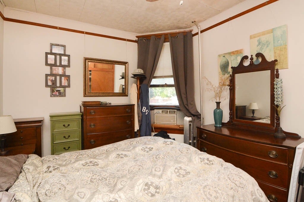 Building Photo - 3718 N Magnolia Ave