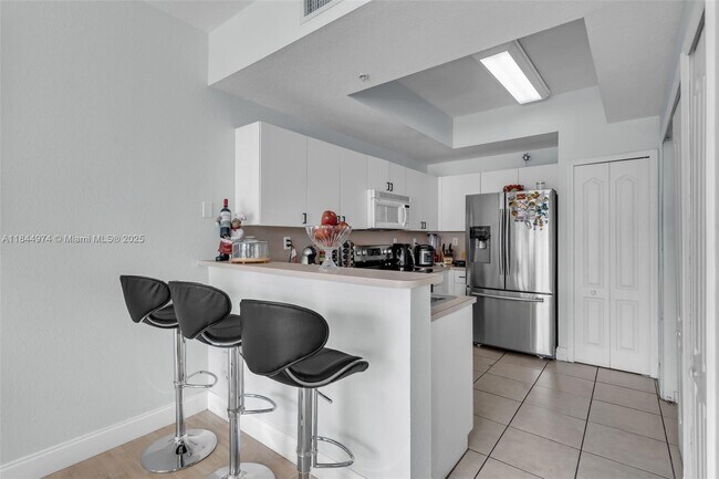 Building Photo - 8838 W Flagler St