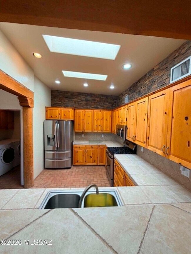 Building Photo - 6375 Happy Trail