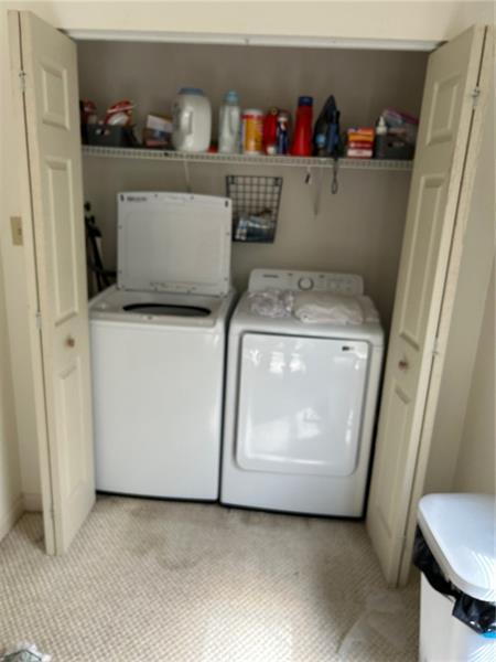 Building Photo - 4 Hemingway St