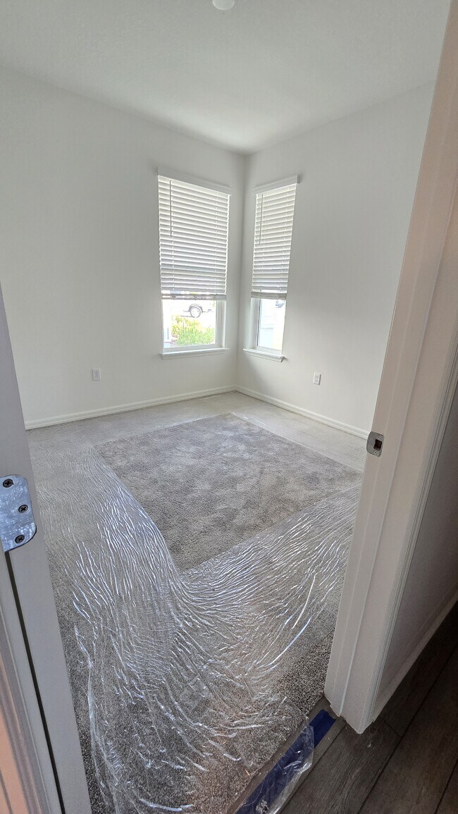 Building Photo - 757 Blind Oak Cir