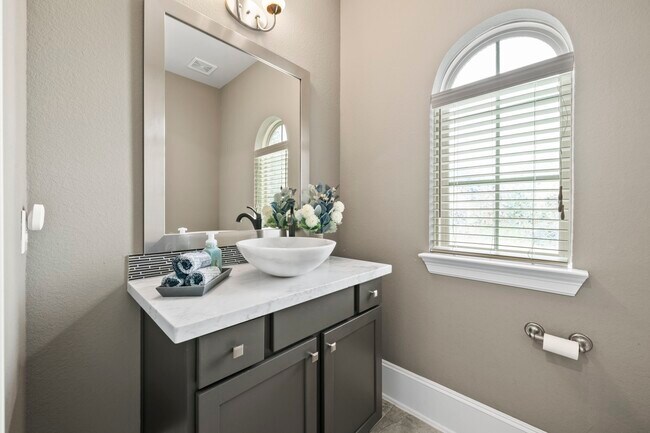 Building Photo - 3938 Avalon Ridge Dr
