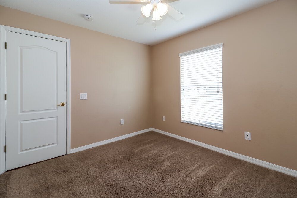 Building Photo - 30800 Birdhouse Dr