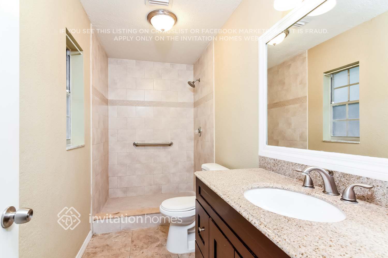 Building Photo - 5208 Cumberland Dr