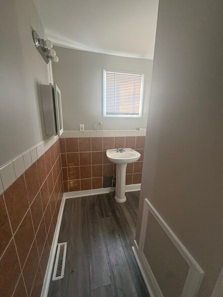 Building Photo - 1634 N Wolfe St