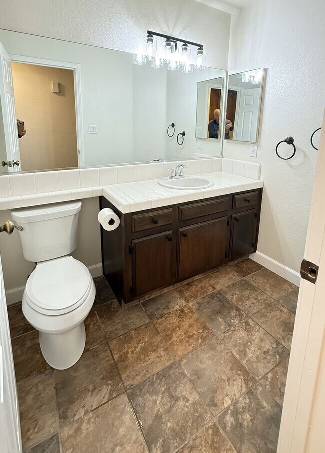 Building Photo - 8629 White Rock Dr