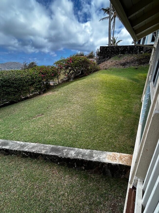 Building Photo - Available now -Mariner's Ridge 4 bedroom /...