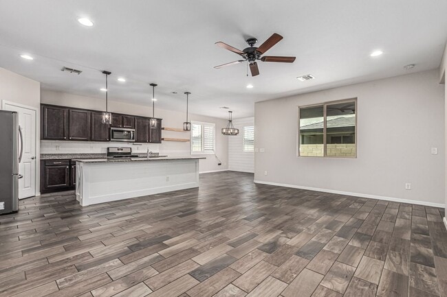 Building Photo - Single Story Home in Eastmark