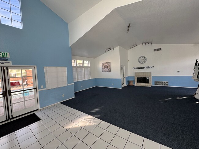 Building Photo - Beautiful, Quiet, Furnished, Upgraded Home in Heart of Torrance for Short Term Rental